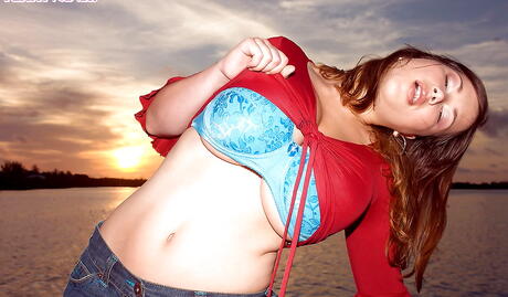 Hot czech milf Terry Nova denudes big boobs and vagina outside